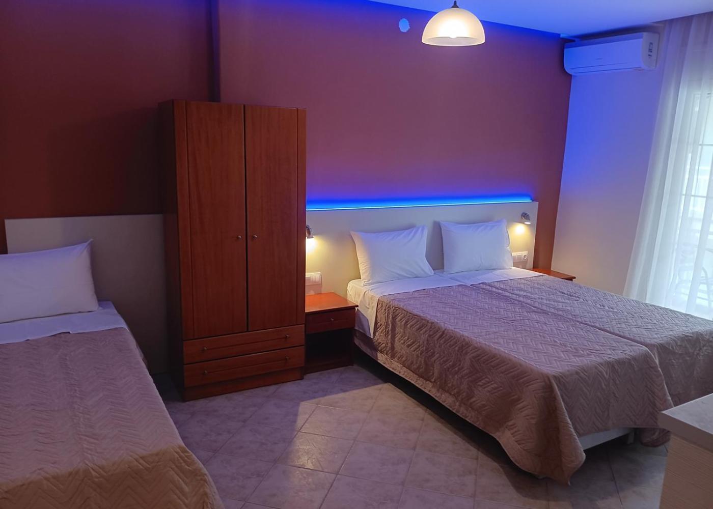 Oasis Blue Inn Leptokaryá Luaran gambar